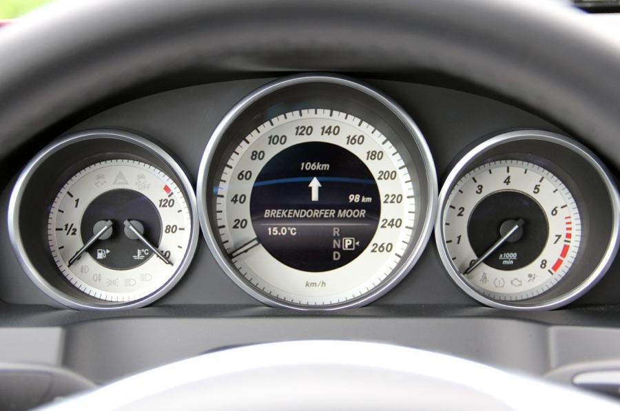  Mercedes-Benz E-Class Coupe 2014 года  (фото 31 из 55)